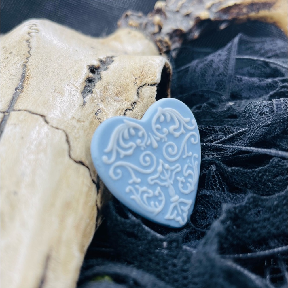 Vintage Wedgwood Ornate Heart Brooch in Jasperware